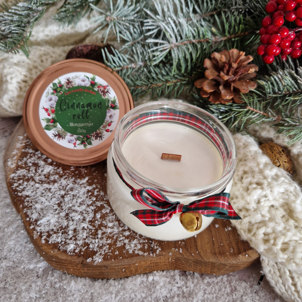 Illatgyertya fahéjas csiga illattal